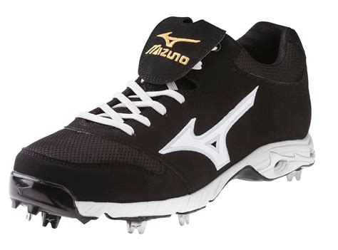 cheap mens softball cleats with metal spikes
